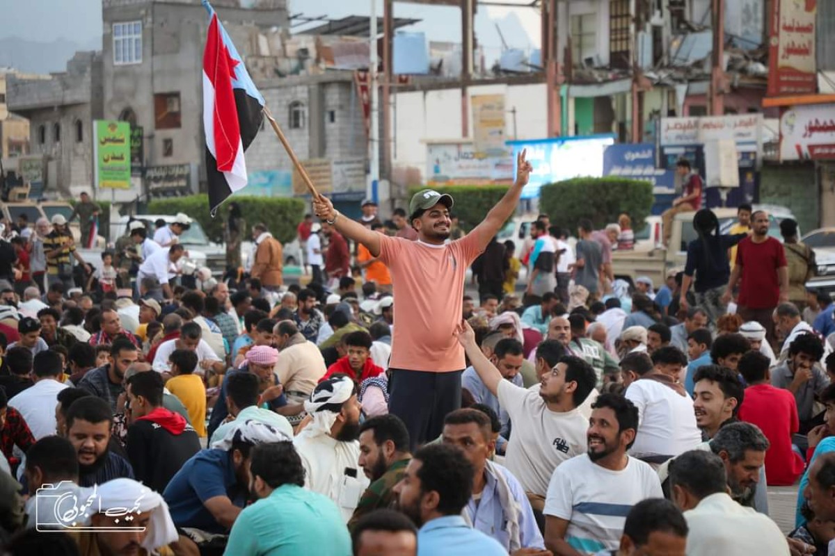 برعاية المحرمي.. عدن تحيي ذكرى النصر بـ" مهرجاناً شعبياً وإفطاراً جماعياً "