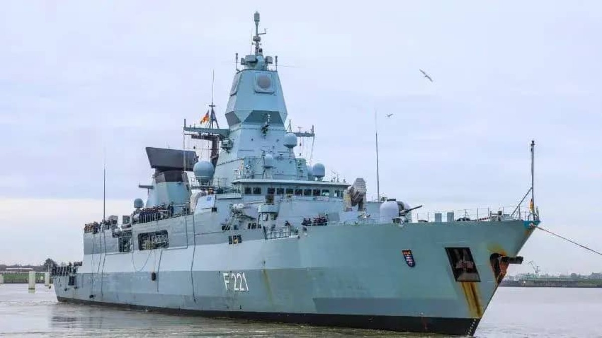 A German warship leaves the Red Sea amid demands to protect international shipping