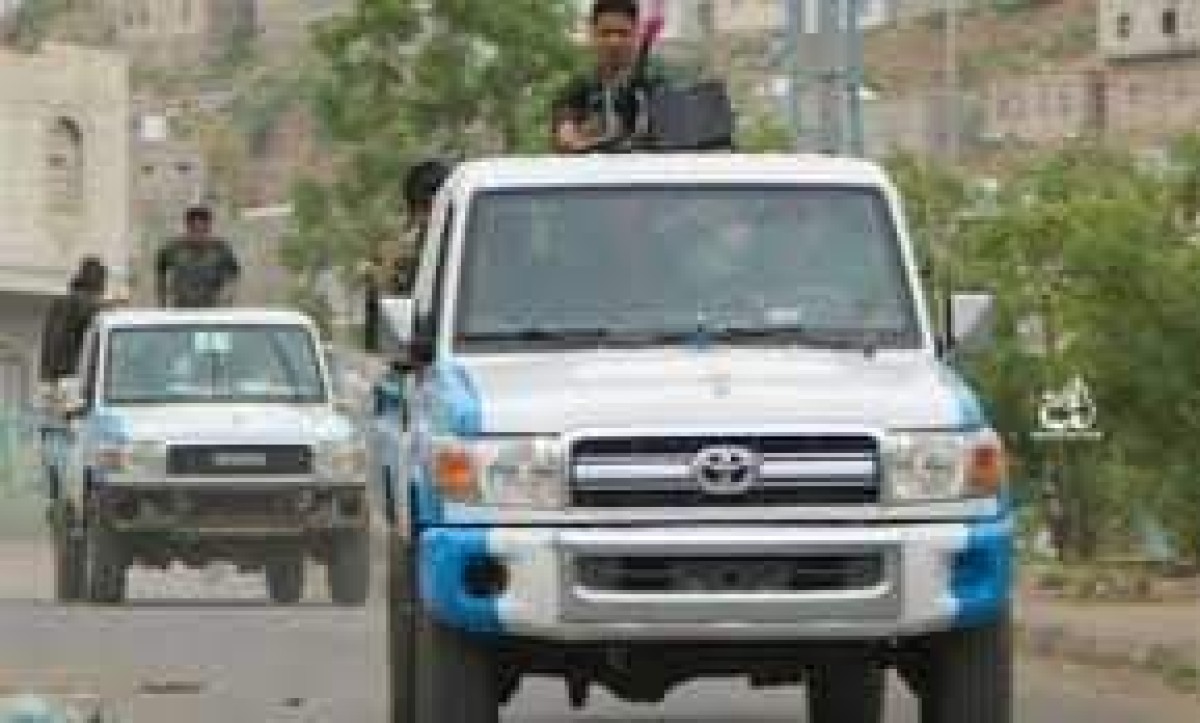 A joint security campaign arrests two gunmen who attempted to assassinate the commander of the tourist police in Shabwa