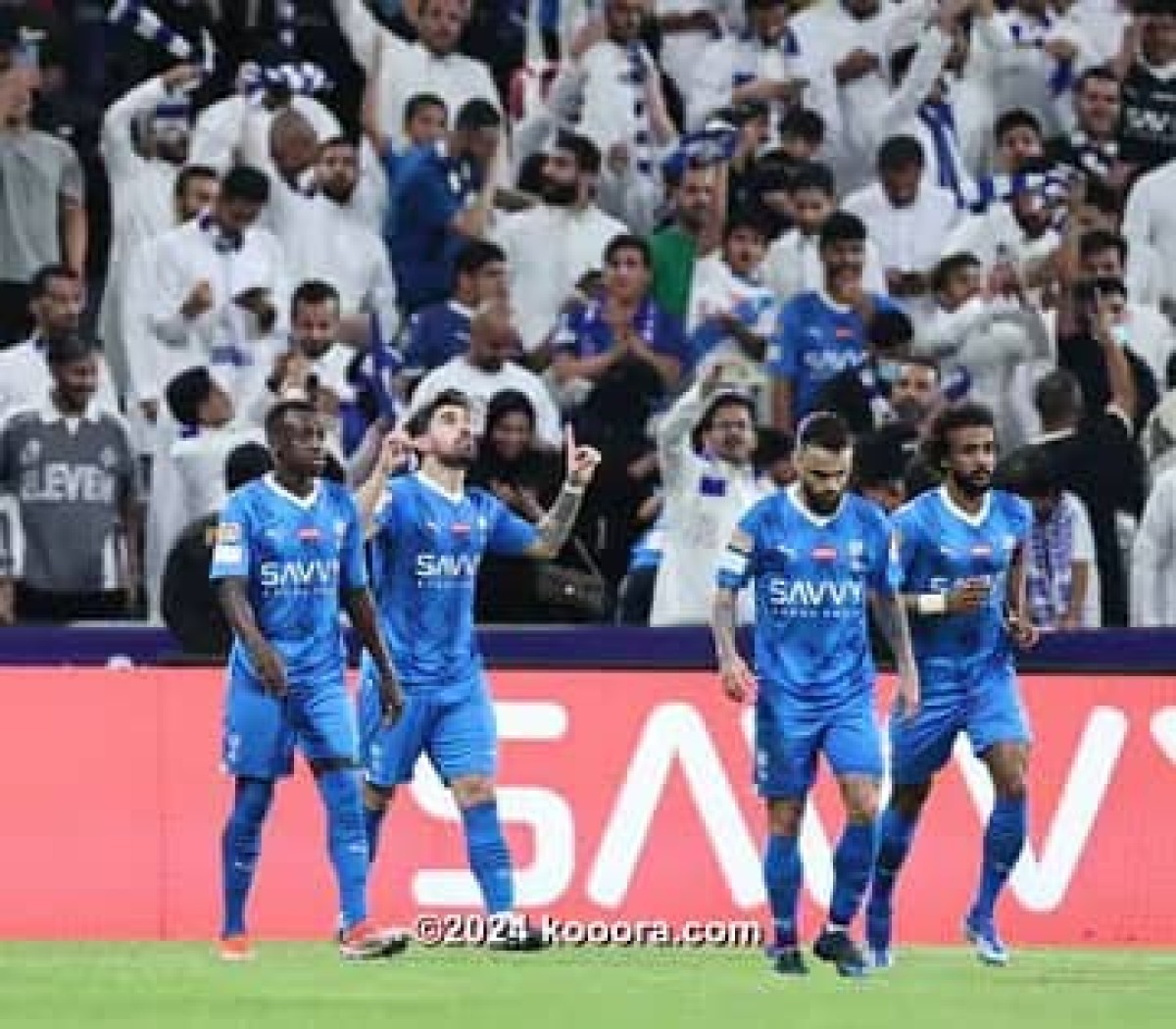 الهلال يداوي جراحه الآسيوية بثلاثية في الفتح