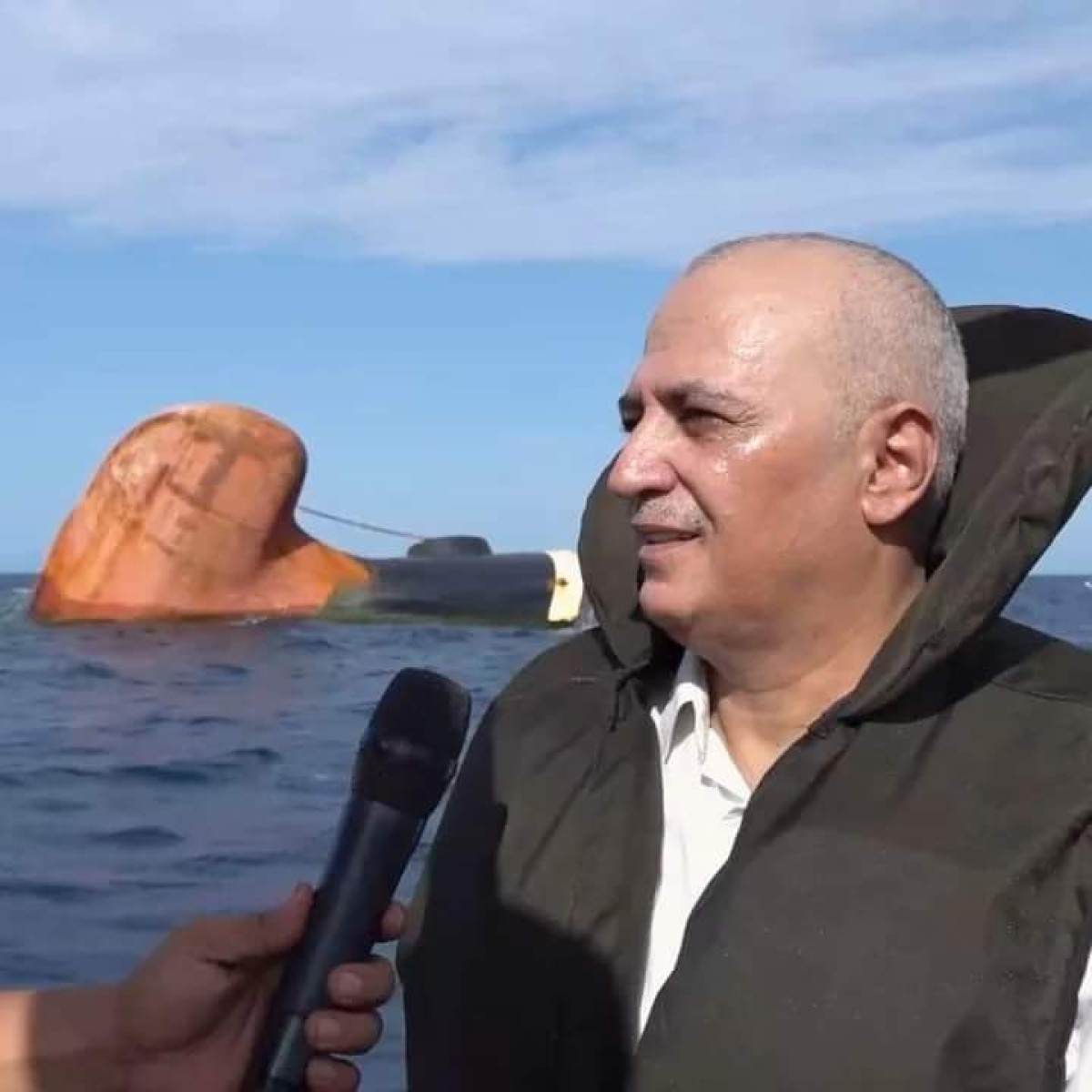 The Minister of Water and Environment inspects the site of the shipwreck of the "Rubimar" ship to assess its current condition