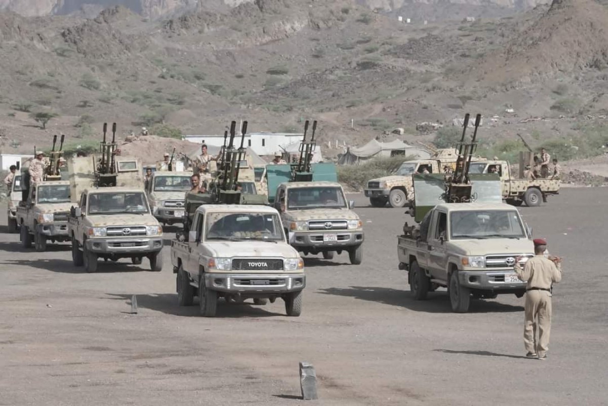 On the anniversary of the announcement of disengagement... the southern forces parade some of their forces in the presence of Al-Zubaidi