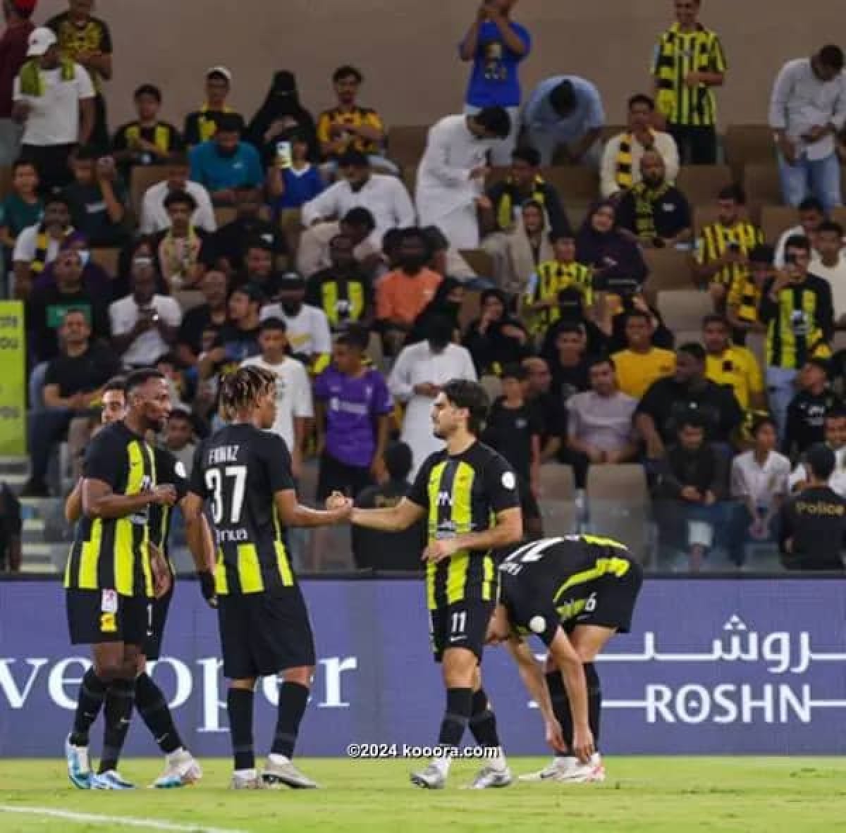 روشن السعودي.. الاتحاد يضرب ضمك برباعية