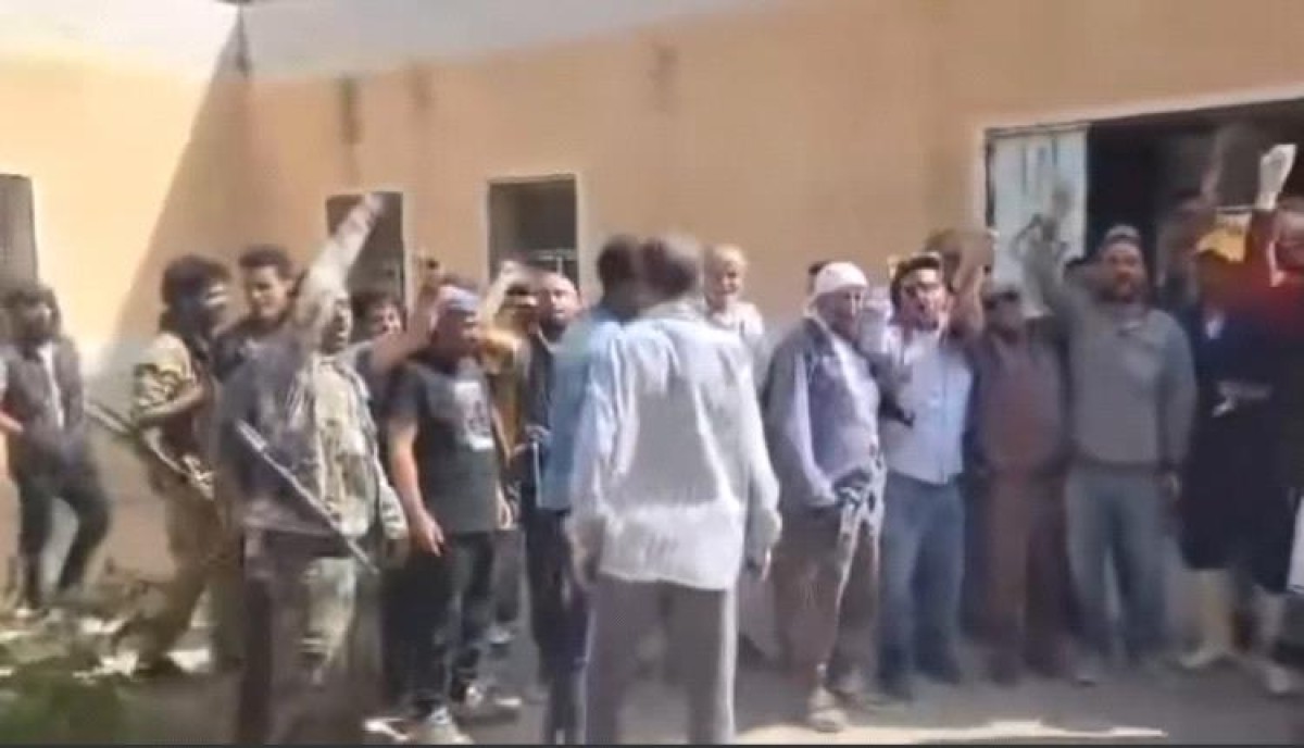 Division and demonstrations in Shuaib due to the decision to change the Director General of the Directorate