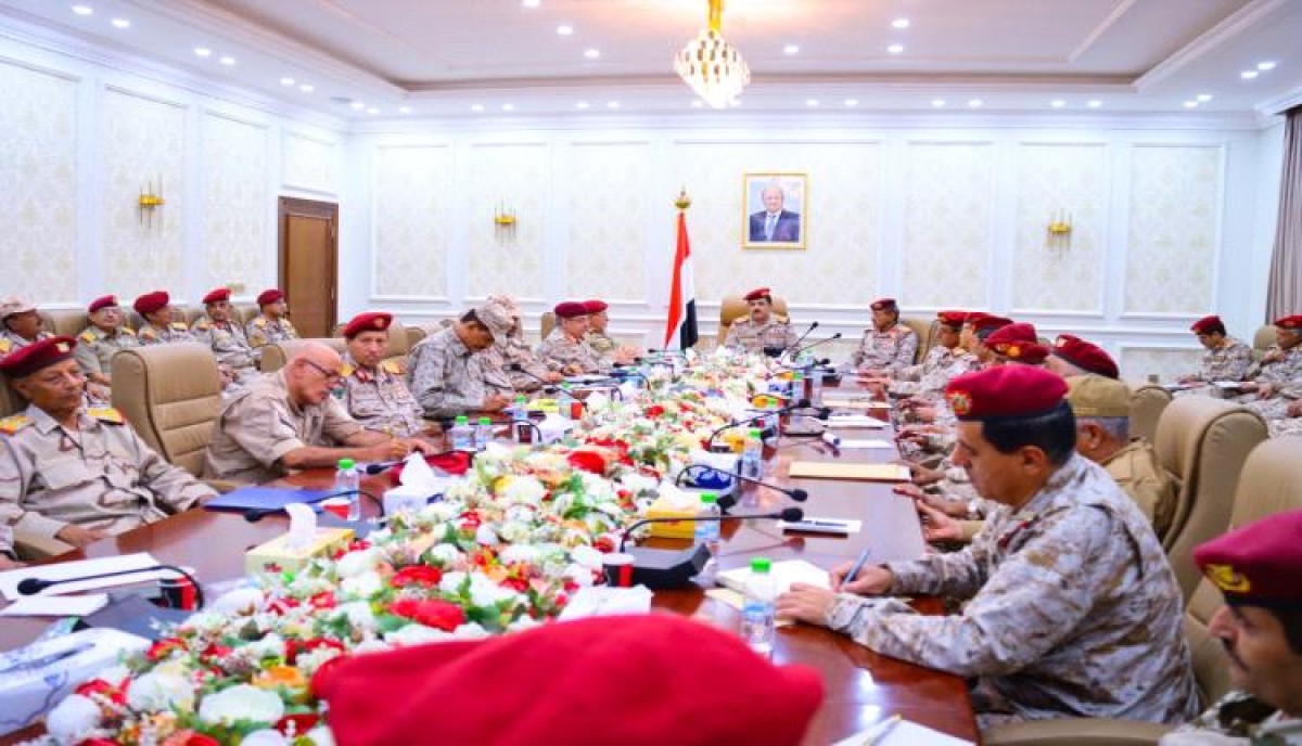 The Minister of Defense chairs a meeting of the Armed Forces Command and confirms the institution’s support for the Central Bank’s actions