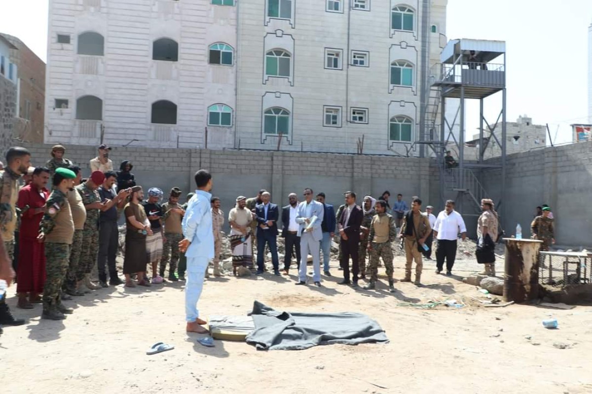 The Public Prosecution in Aden carried out two death sentences for two convicts by firing squad until death