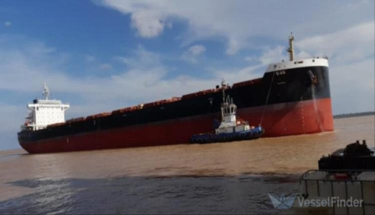 The US Army confirms that the ship "Tutor" was hit by a Houthi boat