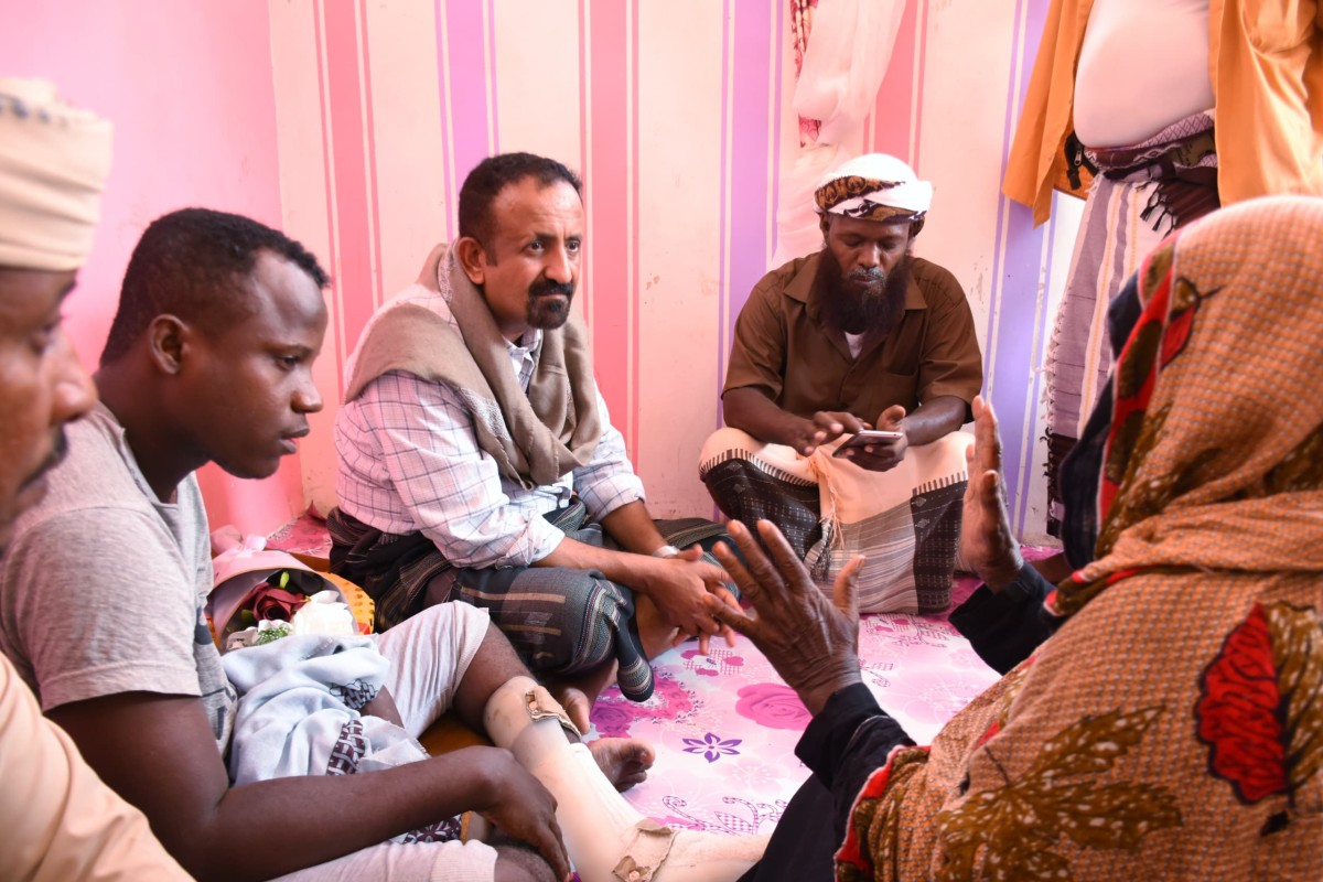 Agent “Nuba” pays a holiday visit to the crippled war wounded in Lahj