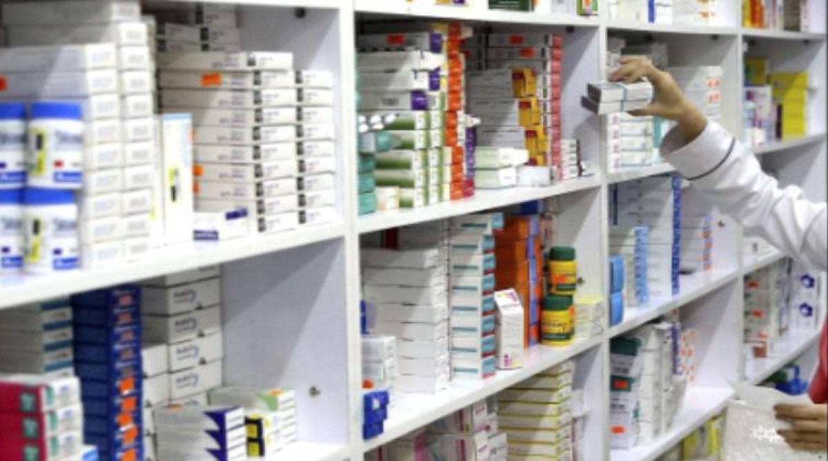 Citizens: The Health Office in Aden failed to control drug prices in pharmacies