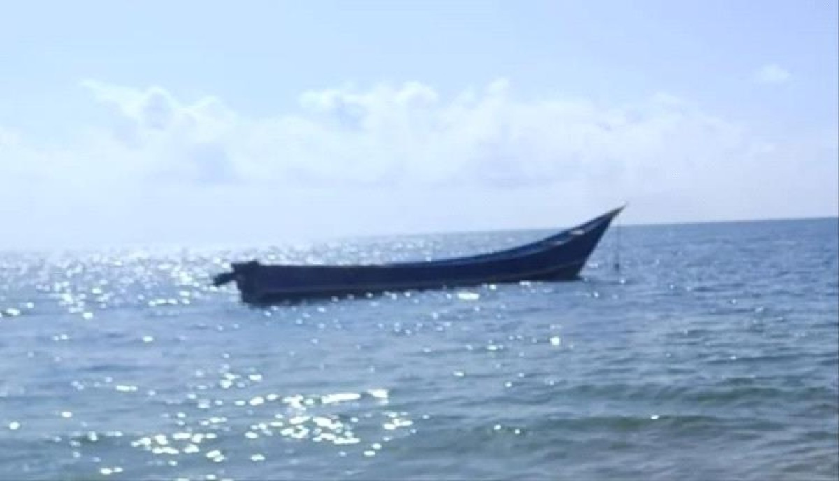 The Coast Guard recovers the body of an Ethiopian off the coast of Shabwa