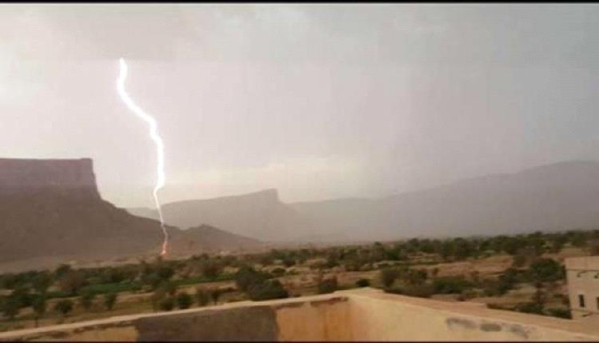 Sanaa.. Two people died due to two thunderbolts