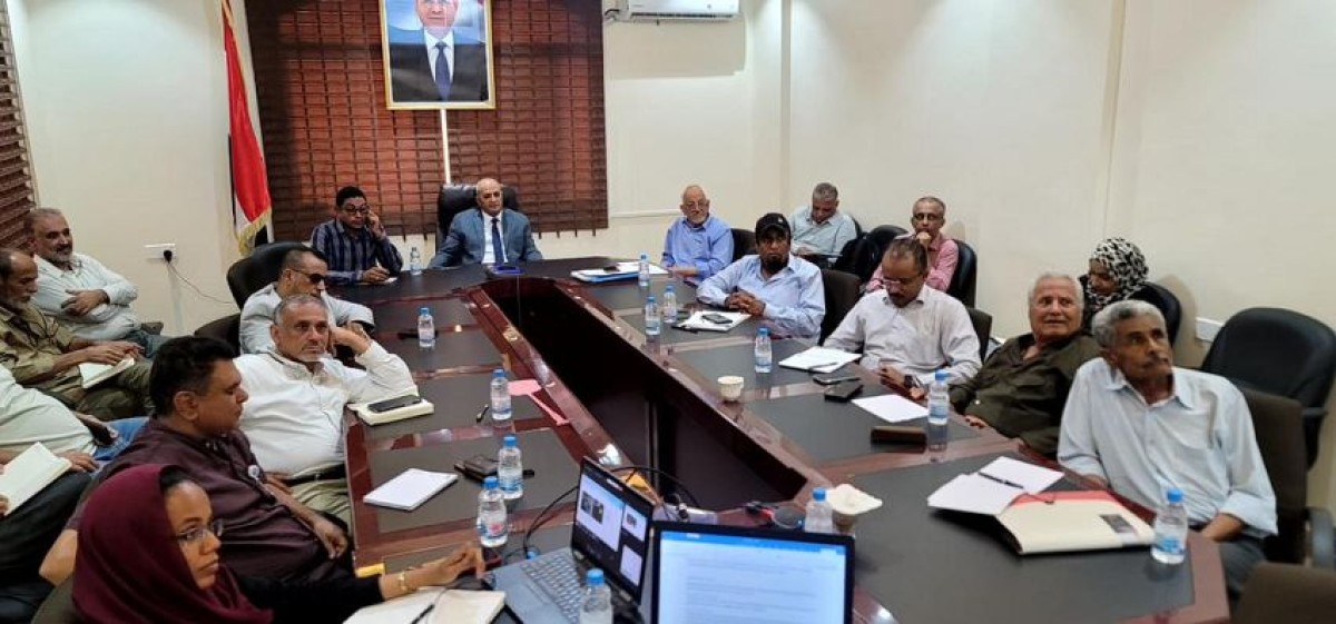 The government is discussing with the United Nations the possibility of establishing 4 seawater desalination plants in Aden