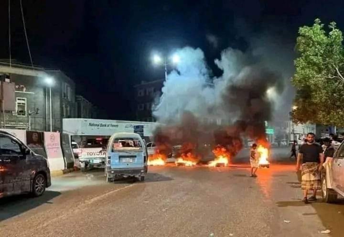 Angry demonstrations in Mukalla to protest the power outage and high prices