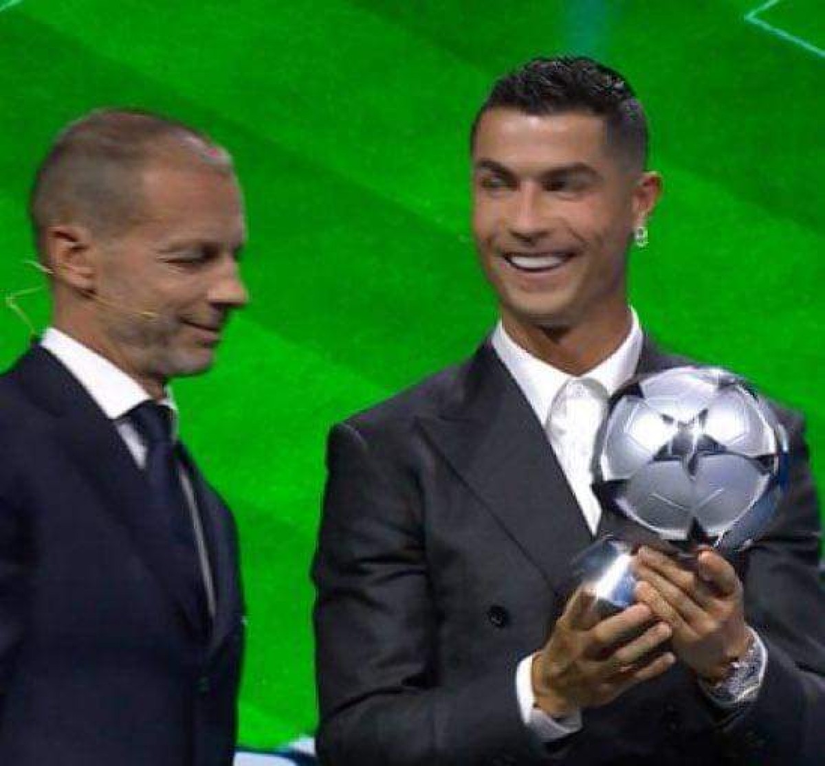 The night of the Champions League draw...the secret of Cristiano Ronaldo's unique award