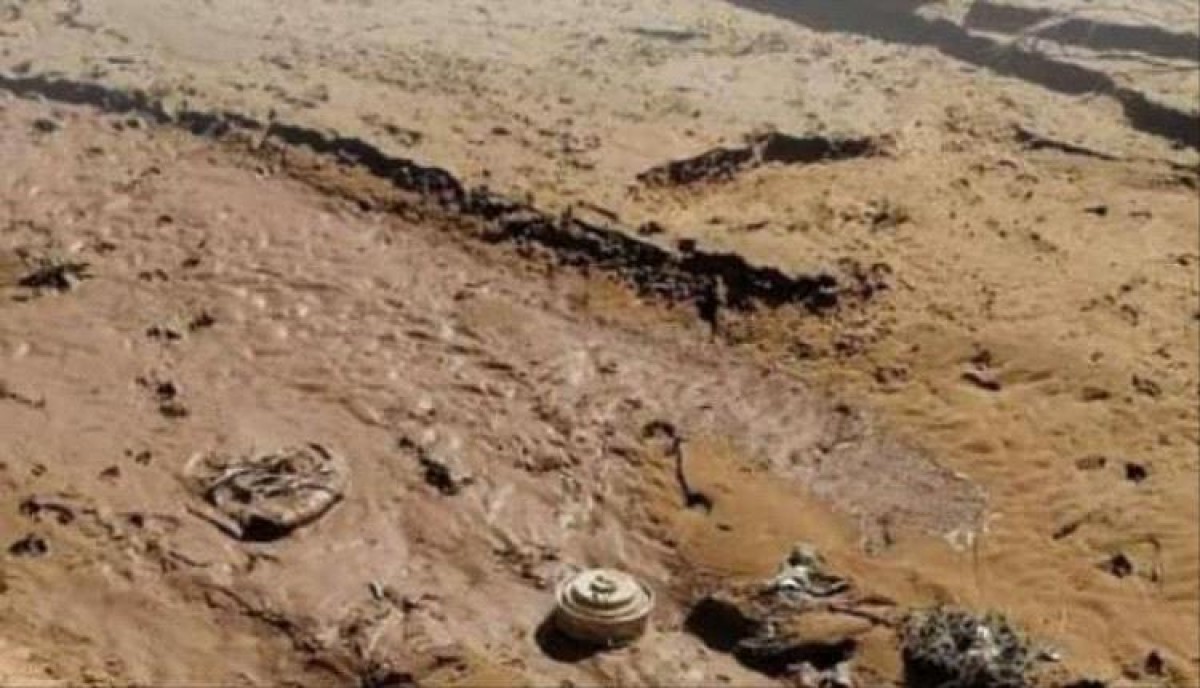 Torrential rain reveals Houthi mines planted in Hodeidah