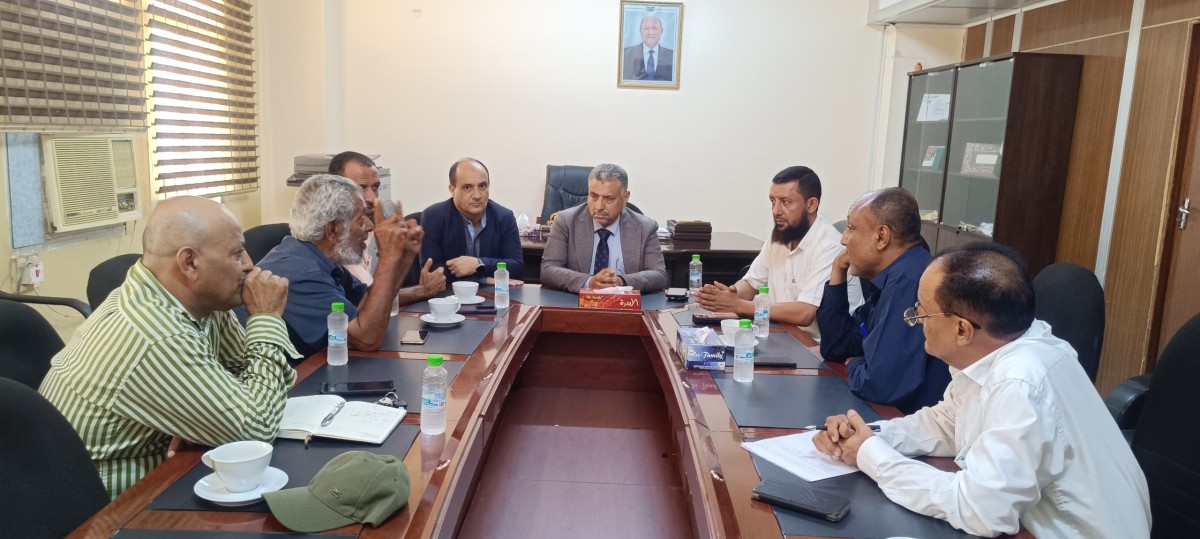 Forming a committee to prevent construction on the lands of the Mallah Reserve in the capital, Aden