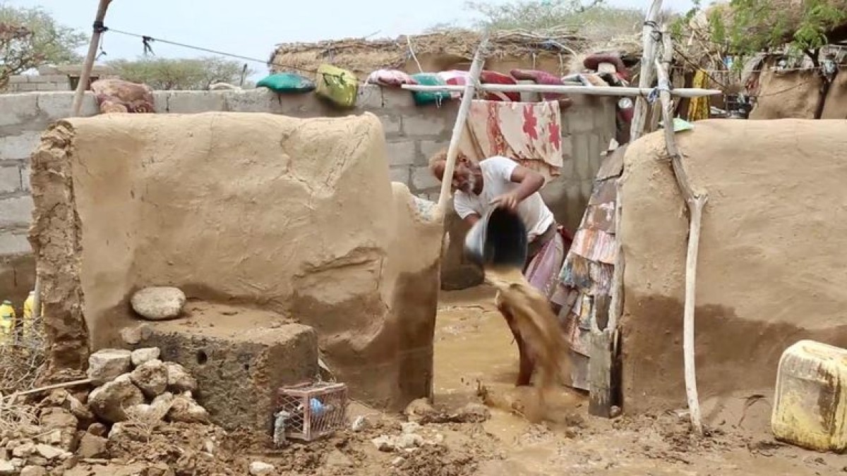 We lost everything. Floods killed people and stones in Yemen