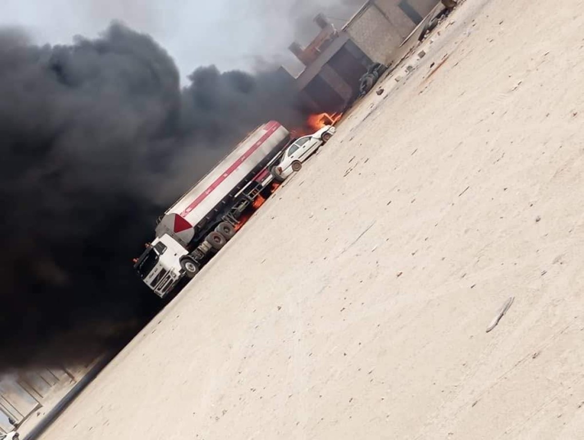 Urgent.. A locomotive loaded with crude oil burned in the Ain Bamaabad area in Shabwa