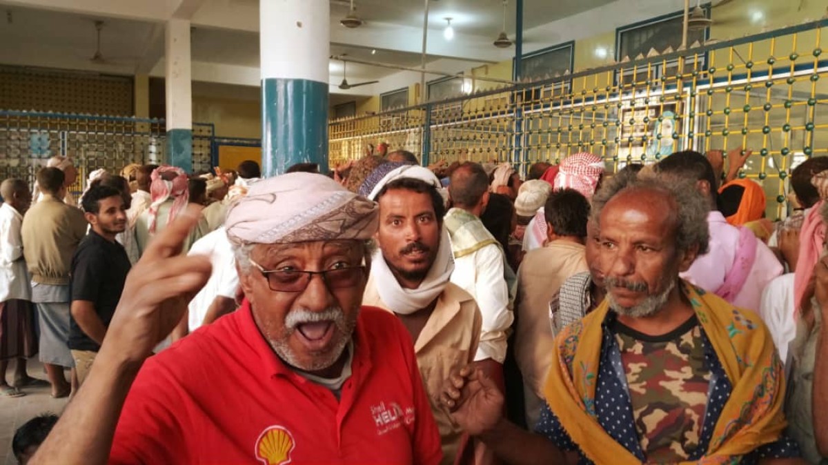 Residents of Mahrousa Lahj.. to the Turkish governor: “Either there is a solution or we live in suffering together.”