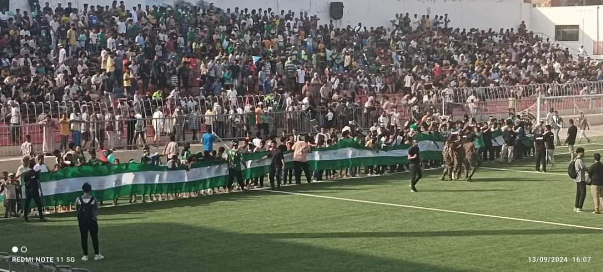 Chaos and clashes between fans at Al-Hubaishi Stadium in Aden - Pictures