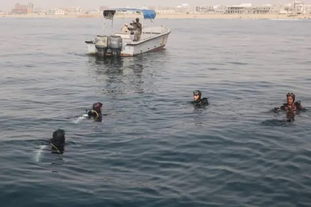 The Coast Guard in Hadhramaut warns against swimming in rock sites