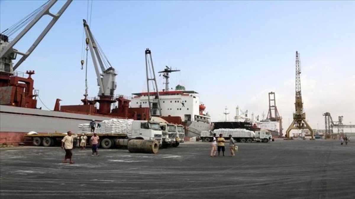 UN official: The ports of Hodeidah and Ras Issa are operating normally