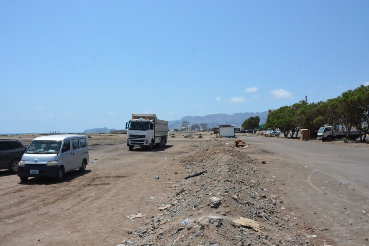 The first comment from truck drivers after the lifting of collection points from Aden lines