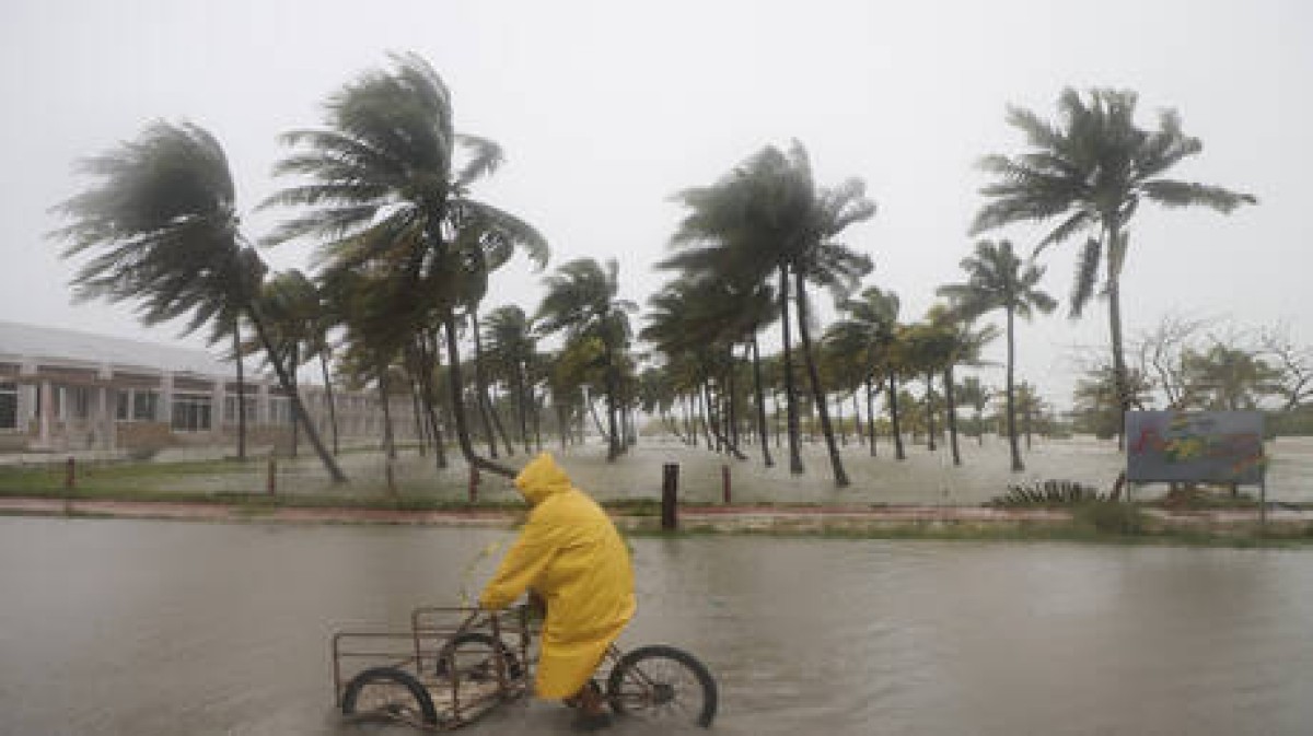 The New York Times: Florida is witnessing the largest evacuation in its history due to Hurricane Milton.