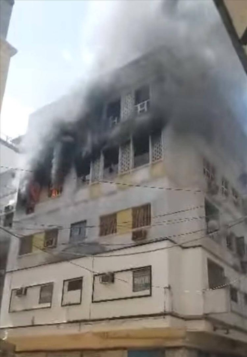 Civil Defense responds to a fire in a residential building in Crater Aden