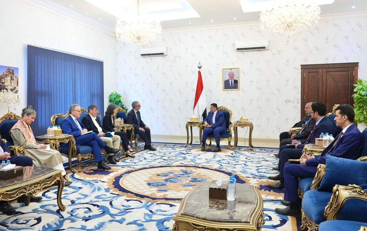 The Prime Minister of Yemen holds a meeting with the European Union mission and ambassadors in Aden