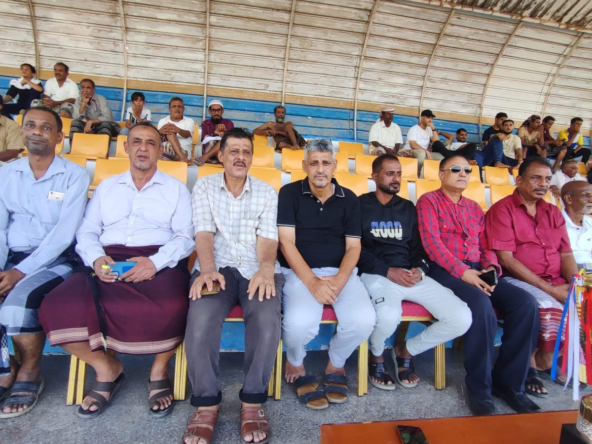 Veteran football stars in Aden celebrate the fortieth anniversary of the late referee Amin Nasser Bahazim