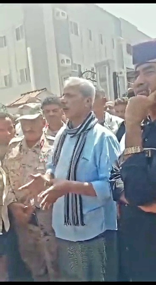 Governor Al-Tarkub confronts the storming of the building: Our dispute with four officers does not represent the people of Lahj