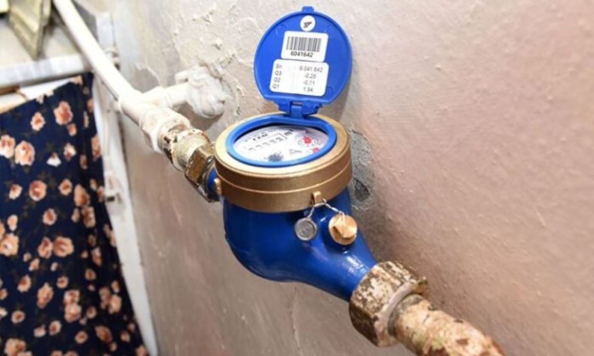 A water meter costs half a million riyals on the black market in Ibb, Yemen