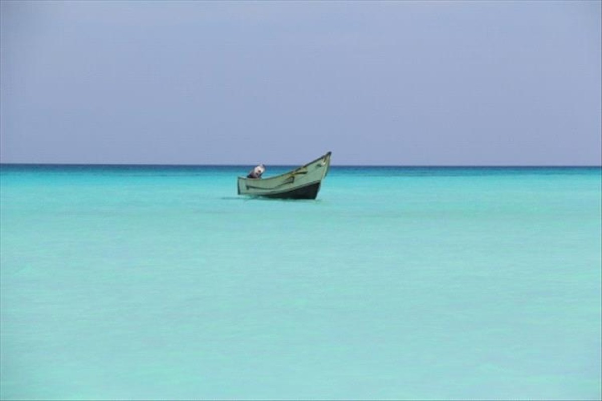 A boat with fishermen on board was lost off the coast of Socotra