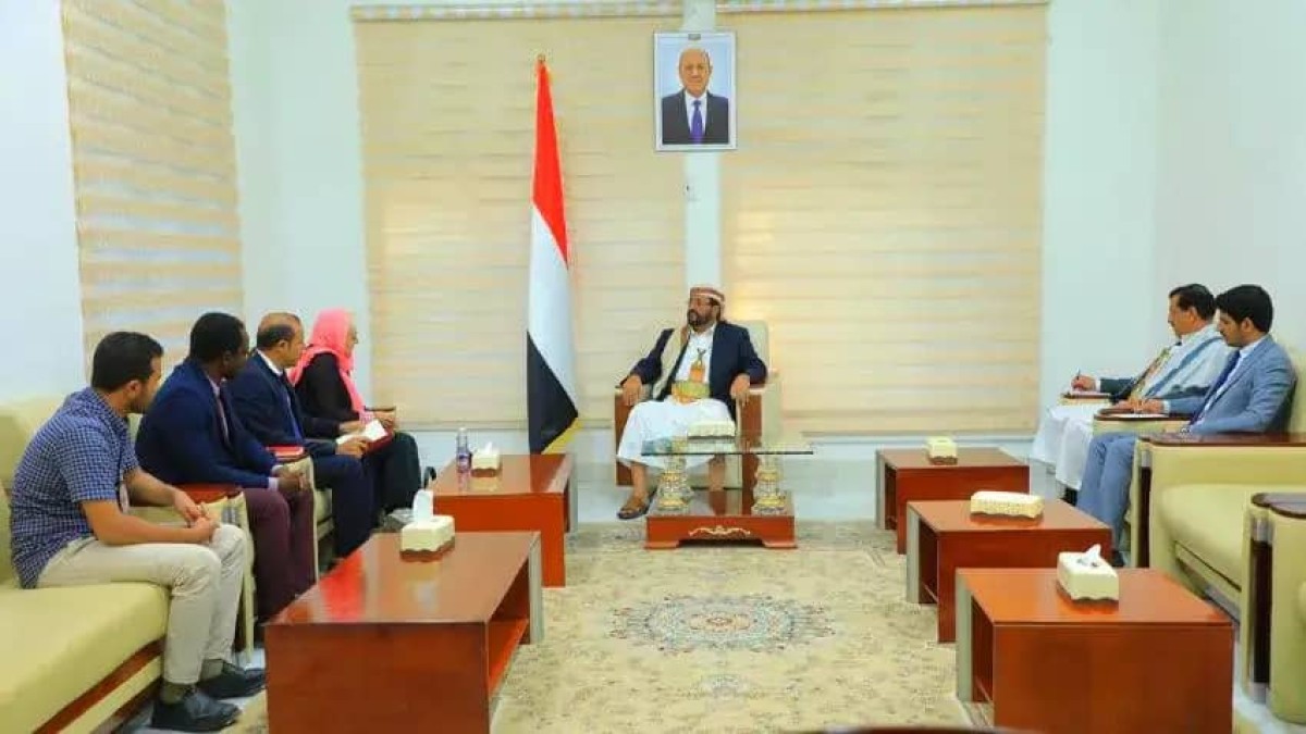 The Yemeni presidential office calls on the Red Cross to complete an exchange deal for all prisoners and abductees