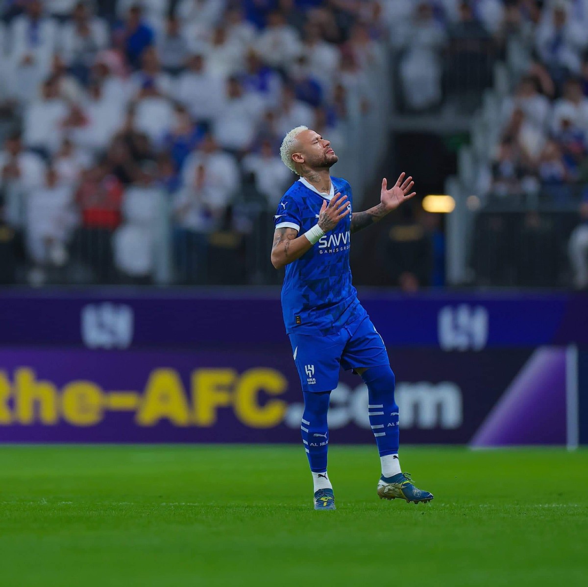 Amid Neymar's renewed injury, Mitrovic scores a hat-trick in Saudi Arabia's Al Hilal's victory over Iranian Esteghlal