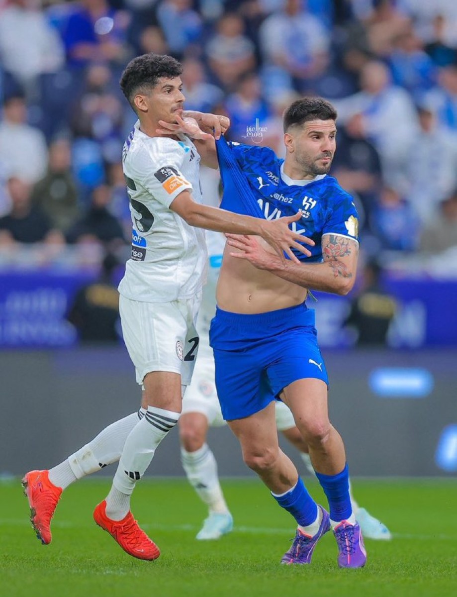 الهلال يجتاز عقبة الاتفاق.. ويستعيد الصدارة من الاتحاد