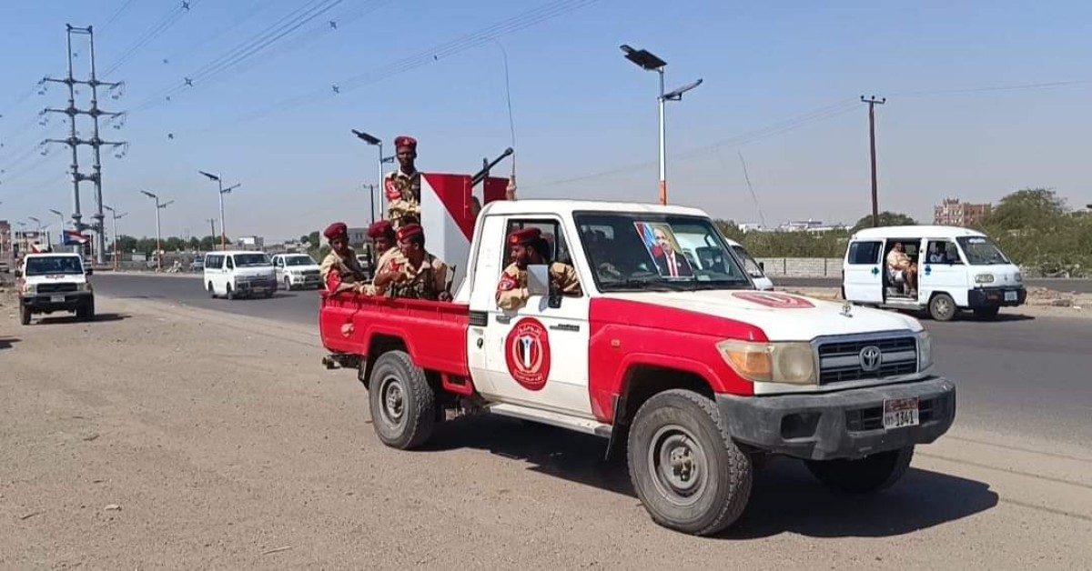 Military police seize unlicensed weapons during the continuation of its security campaign in Dar Saad District