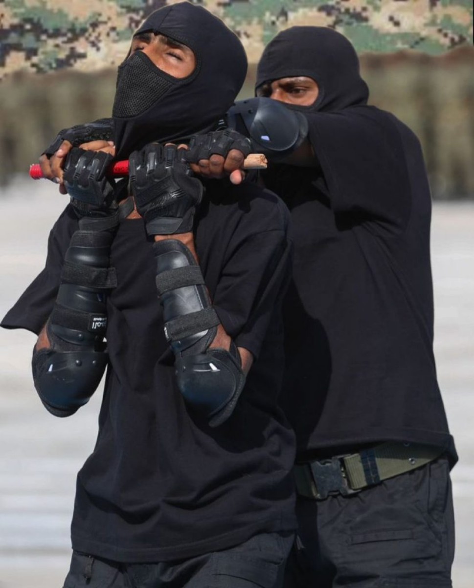 With a solemn military display... Security Belt forces witness the graduation of the first batch of the training course