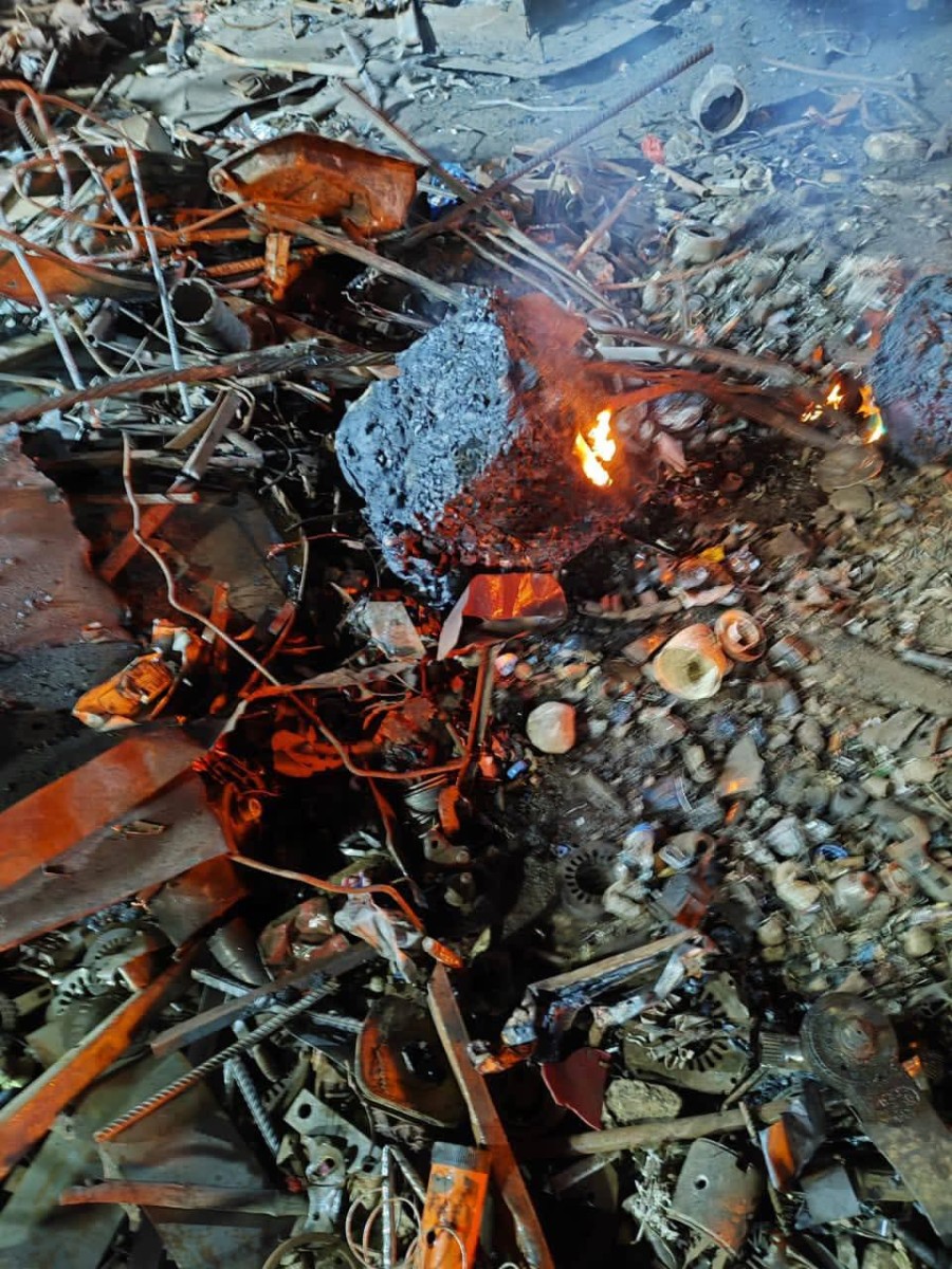 Hadhramaut..An act of sabotage puts the only iron factory out of service - Pictures