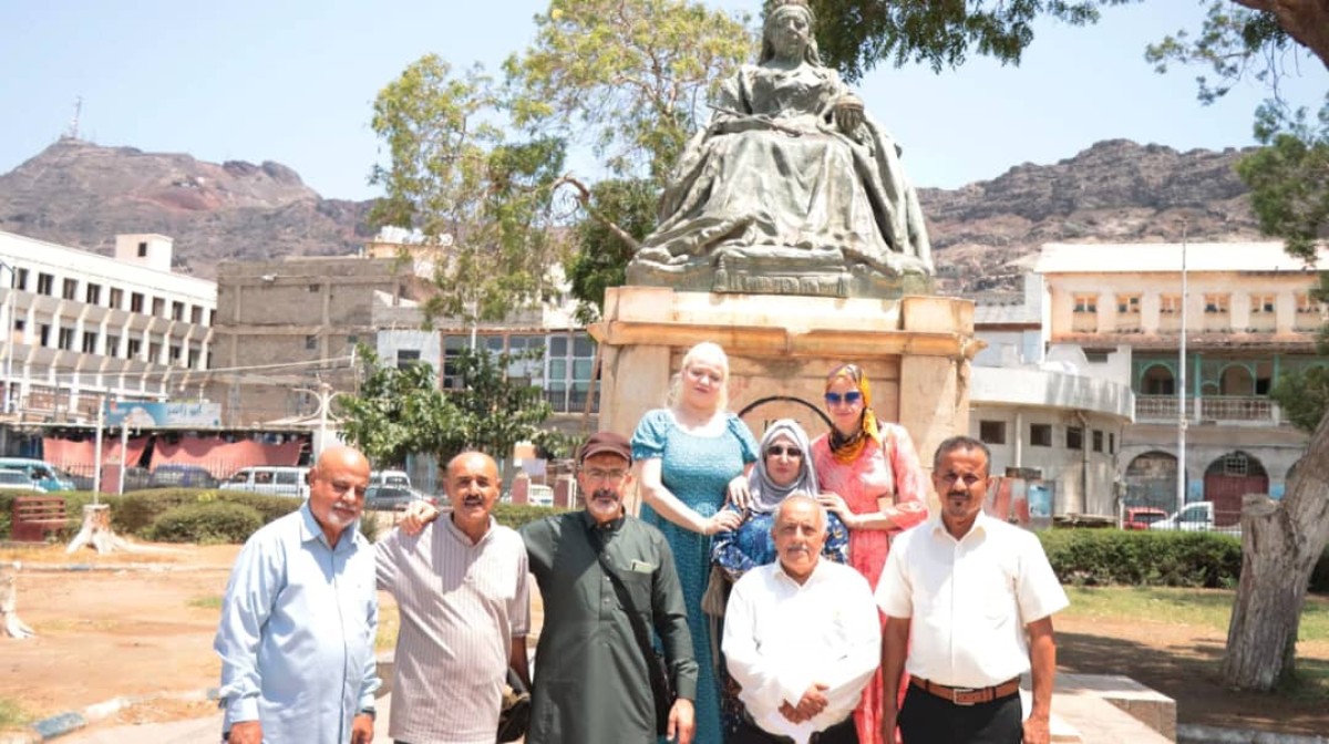 An Algerian delegation visits the Southern Journalists and Media Syndicate in the capital, Aden