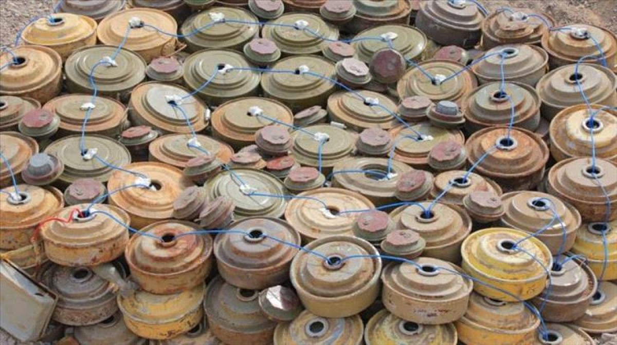 The extraction of 1.488 Houthi mines during the fourth week of April