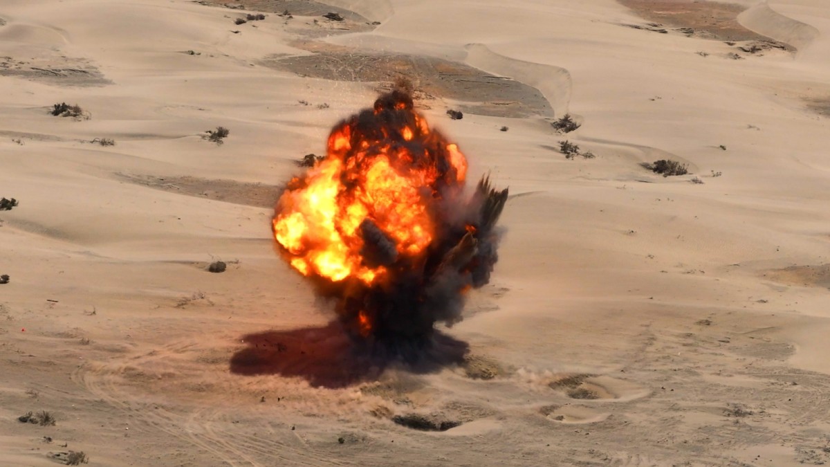 Abyan: "Pores" damage more than 4 thousand ammunition in a qualitative process in Wadi Duvis