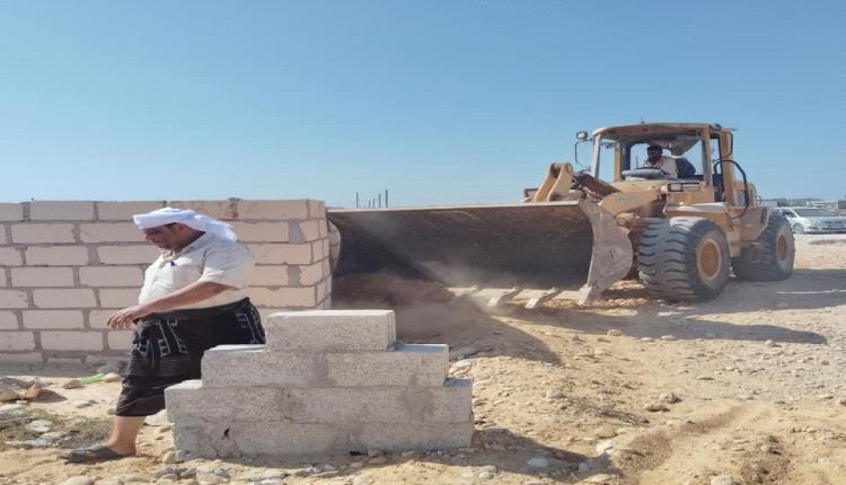 The campaign to remove random buildings continues in the skilled capital