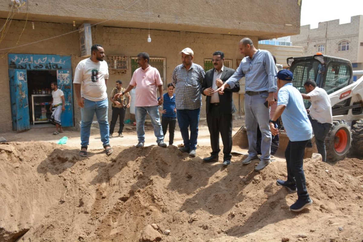 منصورة عدن تنفض غبار العجز وتواجه الواقع بإصرار