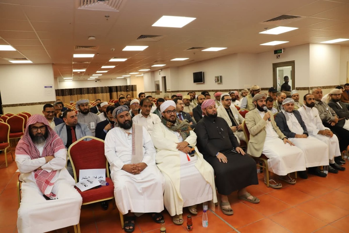 وزير الأوقاف يبحث استعدادات موسم الحج ويؤكد مواصلة تطوير الوزارة