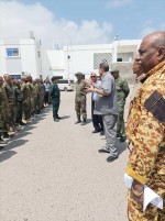 Aden Security Director meets the training batch and emphasizes the importance of benefiting from police and legal sciences