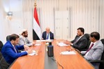 على وقع الخلافات.. مجلس القيادة يجتمع في الرياض ورئيس الحكومة يغادر عدن